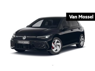 Volkswagen Golf 1.5 eHybrid GTE 272 PK | #AD | Panoramadak | Dynamische onderstelregeling | Apple Carplay | Navigatie | Black style | IQ Lights | Verlicht logo voor | Andoid Auto | 360 Camera | Dodehoek sensoren | Keyless access | Climate control |