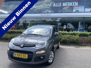 Fiat Panda 1.2 Lounge 5 zit plaatsen Airco - Bluetooth - Spiegels E V+VW - Centrale deurvergr. - E-Ramen voor - LMV 14"- ML Zeer goed onderhouden!
