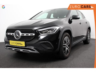 Mercedes-Benz GLA 200 Automaat Progressive Line | Navigatie | Stoelverwarming | Park Assist | Parkeersensoren | Camera | Spiegelpakket | LED koplamp High Performance | Elektrische achterklep | Seat-comfort Pack|