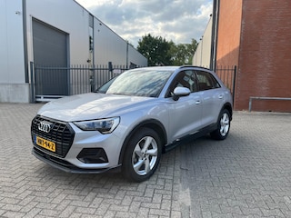 Audi Q3 35 TFSI S edition Competition