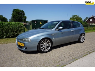Alfa Romeo 147 2.0 T.Spark Distinctive 150pk LEDER