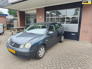 Volkswagen Polo 1.4-16V Comfortline, Airco, CV, Ruime APK, NAP!