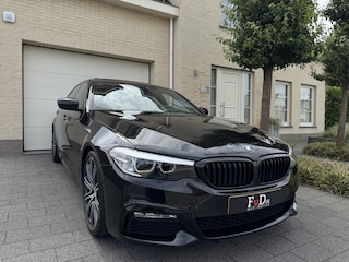 BMW 540i 340pk M-sport Schuifdak Comfort