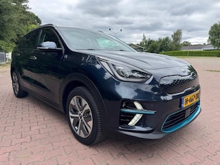 Kia Niro EXECUTIVELINE 64KWH 3FASE LADEN/ACARPLAY/LEER/LED/NAV/FABRIEKSGARANTIE