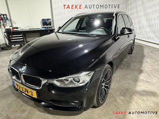 BMW 3-serie Touring 320i High Executive Clima/Cruise/Leder