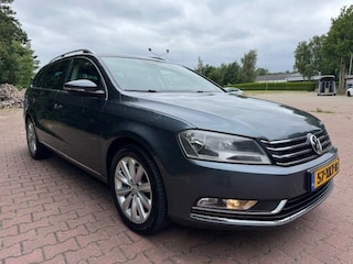 Volkswagen Passat VARIANT 1.6TDI 6BAK COMFORT EXECUTIVE LINE/NAV/PDC/APK