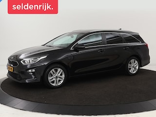 Kia Ceed 1.0 T-GDi DynamicLine | Trekhaak | Carplay | Camera | Parkeerhulp | Cruise control | Climate control | LED | Bluetooth