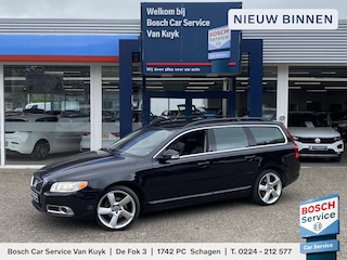 Volvo V70 2.0 Summum / Automaat / NL-Auto / Dealer-Onderhouden / Cruise-Control / Stoelverwarming / Bi-Xenon / Radio / Airco / Elektr.-Pakket / PDC-Achter / 19'' LMV / ENZ.