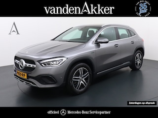 Mercedes-Benz GLA 250e Luxury // Trekhaak // Carplay // WideScreen // Navigatie // LED Koplampen // Cruise Control