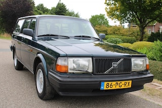 Volvo 240 2.0I Polar Stationwagon 7-pers/airco/stuurbekr./lm velgen/trekhaak