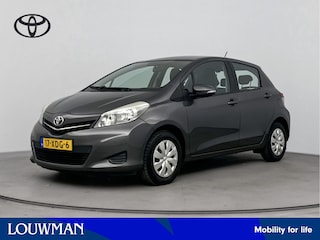 Toyota Yaris 1.0 VVT-i Aspiration | Navigatie | Camera | Lederen Bekleding |