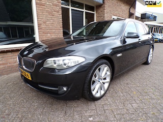 BMW 5-serie Touring 520d High Executive Automaat / Leder / Navi / Panoramadak