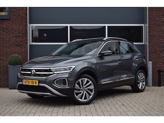 Volkswagen T-Roc 1.5 TSI 150pk DSG Style | Panoramadak | Camera | IQ light