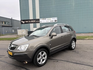 Opel Antara 2.4-16V Enjoy 141 PK. Zeer mooie en onverwoestbare auto !!!
