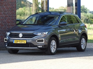 Volkswagen T-Roc 1.5 TSI Style TREKHAAK OPEN DAK