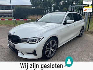 BMW 3-serie Touring 330e xDrive High Executive Laser Pano 360Cam MEGA VOL!!