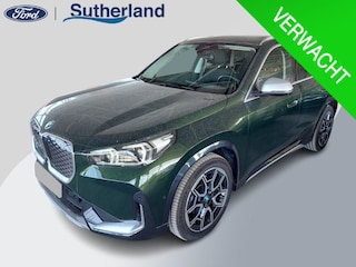 BMW iX1 eDrive20 67 kWh 204pk | X-Line | Travel Pack | Innovation Pack | Adaptieve cruise controle | HiFi System Harman Kardon | Panoramadak | Head up Display