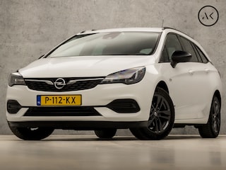 Opel Astra Sports Tourer 1.2 Sport (APPLE CARPLAY, NAVIGATIE, CLIMATE, CAMERA, ADAPTIVE CRUISE, SPORTSTOELEN, GETINT GLAS, LEDER, TREKHAAK, NIEUWSTAAT)
