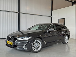 BMW 5-serie Touring 520i Business Edition Plus|Luxury Line|Laser Light|