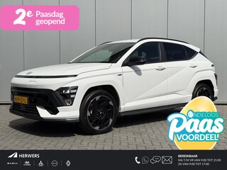 Hyundai Kona N Line Edition 65.4 kWh / Climate Control / Adaptive Cruise Control / Stoel- & Stuurverwarming / Achteruitrijcamera / Parkeersensoren Voor + Achter /