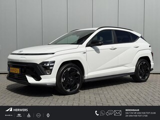 Hyundai Kona N Line Edition 65.4 kWh / Climate Control / Adaptive Cruise Control / Stoel- & Stuurverwarming / Achteruitrijcamera / Parkeersensoren Voor + Achter /