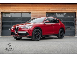Alfa Romeo Stelvio 2.0 T AWD 280pk | Rosso Competizione | Camera