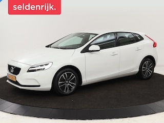Volvo V40 2.0 T2 Nordic+ | Stoelverwarming | Trekhaak | Standkachel | Navigatie | Full LED | Verwarmde voorruit | Bluetooth | Climate control