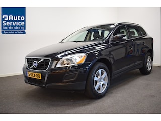 Volvo XC60 2.0 T5 241pk AUT6 Momentum Trekhaak 1800kg/ Leer/ Stoelverw/ Navi/ Cruise/