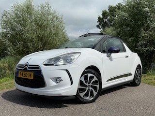 Citroën DS3 Cabrio 1.2 VTi Chic | slechts 110.807 kim | Airco | 15" Velgen | Dealer onderhouden! |
