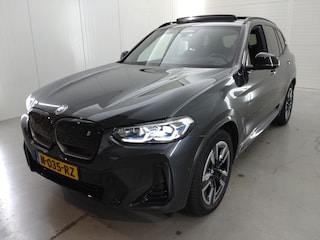 BMW iX3 High Executive 80 kWh | Verwacht | M-pakket | Leder | Panoramadak |