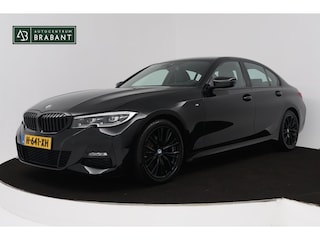 BMW 320i High Executive Edition (PARKEERSENSOREN, STOELVERWARMING, LEER, NAVIGATIE, NL-AUTO)