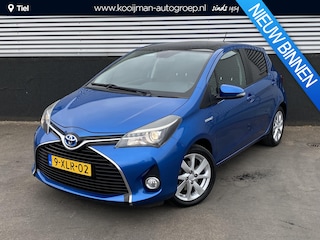 Toyota Yaris 1.5 Hybrid Dynamic Panorama dak, Navigatie, achteruitrij camera, cruise control, airconditioning, keyless entry- & start,