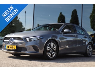 Mercedes-Benz A-klasse 180 PREMIUM AUT. | BURMESTER | WIDESCREEN | TREKHAAK | LED | AMBIENT | MEMORY | KEY-LESS |