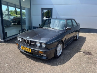 BMW 3 (E30) 2.3 | ZEER NETTE STAAT |