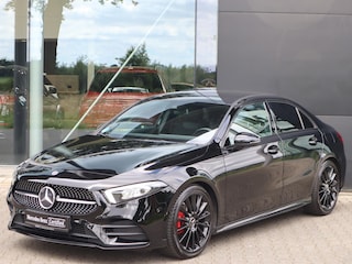 Mercedes-Benz A-klasse 200 Premium Plus Climate Control | Cruise Control | Panoramadak | Lichtmetalen velgen | Keyless | Apple carplay/android auto |