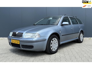 Skoda Octavia Combi 1.6 Comfort Airco Cruise APK NAP