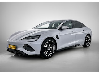 BYD Seal Design RWD 83 kWh | 19" LMV | 313 PK | Panorama dak | Stoel verwarming/ventilatie |