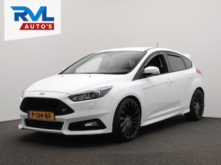 Ford Focus 2.0 ST 250PK Recaro/stoelen Climate/control Navigatie
