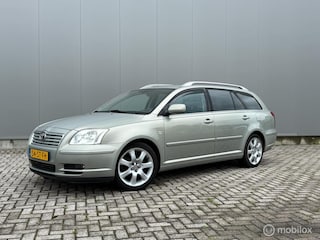 Toyota Avensis Wagon 2.0 VVTi Executive | Youngtimer | 1e eigenaar | Trekhaak | Dealer Onderhouden |