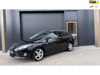 Ford Focus Wagon 1.0 Titanium CLIMA | STOELVERWARMING | CRUISE CONTROL 17INCH | NAVI | PDC
