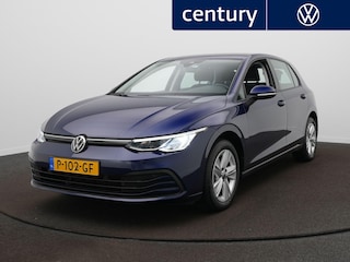 Volkswagen Golf 1.0 eTSI Life Virtual cockpit / Adaptive cruise / Navi /Parkeersensoren / Sfeerverlichting
