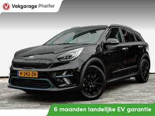 Kia Niro ExecutiveLine 64 kWh Trekhaak/ 3-Fase/ Leer/ Jbl/ Stoelventilatie/ Carplay/ Camera/ Full led/ Adapt. cruise/ Stuur-stoelverwarming