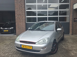 Ford Focus 1.6-16V Ambiente|Airco|Trekhaak|Apk|Nap