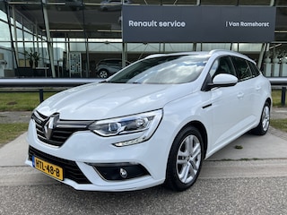 Renault Mégane Estate 1.3 TCe 140 PK Business / Dealer onderhouden / Apple Carplay - Android Auto / Stoelverw. Climate / PDC V+A /