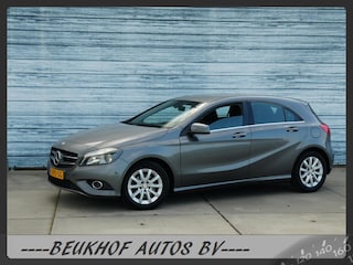Mercedes-Benz A-klasse 180 Airco Navigatie Half leer Velgen