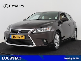Lexus CT 200h Executive Line | Leer | Stoelverwarming | Lexus Navigatie | Parkeercamera en -sensoren |