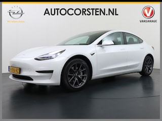 Tesla Model 3 RWD SR+ 60kWh 325PK FSD 3-Computer 18" AutoPilot Leder PanoDak Adaptive-Cruise Lmv Camera's Elektr.-Stuur+Stoelen+Spiegels+Geheugen+Easy-Entry+Verwarmde stoelen Park assistent PDC WIFI Lane-Assist Speed-Assist Navi LED Comfortstoelen ACC DAB Voorverwarmen interieur via App Keyless via Telefoonsleutel One-Pedal-Drive Origineel Nederlandse auto tot 11kw laden thuis! 1.584kg licht! Accu Garantie tot 28-04-2028/160.000km