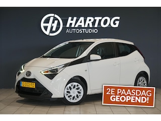 Toyota Aygo 1.0 VVT-i x-play limited + CAMERA / APPLE CARPLAY