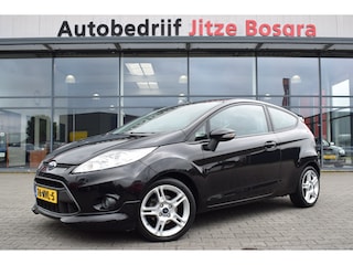 Ford Fiesta 1.6 Sport X-Pack ECC | Sportstoelen | 16 Inch LMV | Trekhaak | Dealer Onderhouden!!