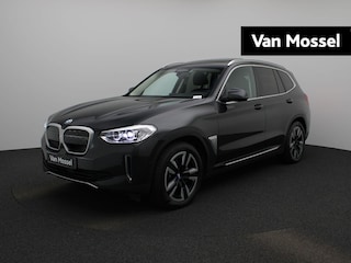 BMW iX3 sDrive35 | Panorama Dak | Navi | Camera | Leder | Memory Stoelen | Adaptieve Cruise Control | Elektrische Achterklep |